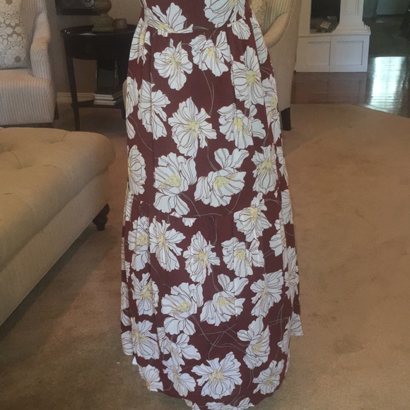 GAP V-Neck Cami Maxi Dress - Picture 6 of 16
